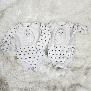 Lot of 2 Nested Bean Tan One Piece Medium (6-12m) 16-22 Ibs Onesie Bodysuit
